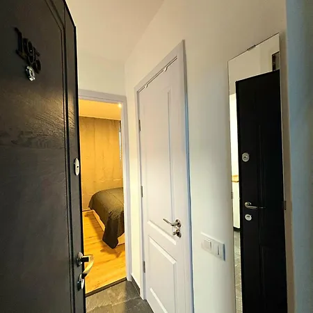 Apartment Up In